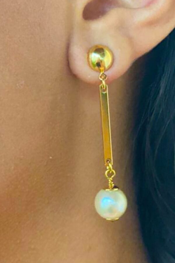 Brinco Médio com Fio Pérola Banhado em Ouro 18k (BR0069) - Image 2