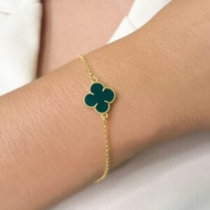 PULSEIRA COM UM TREVO VERDE (019716)